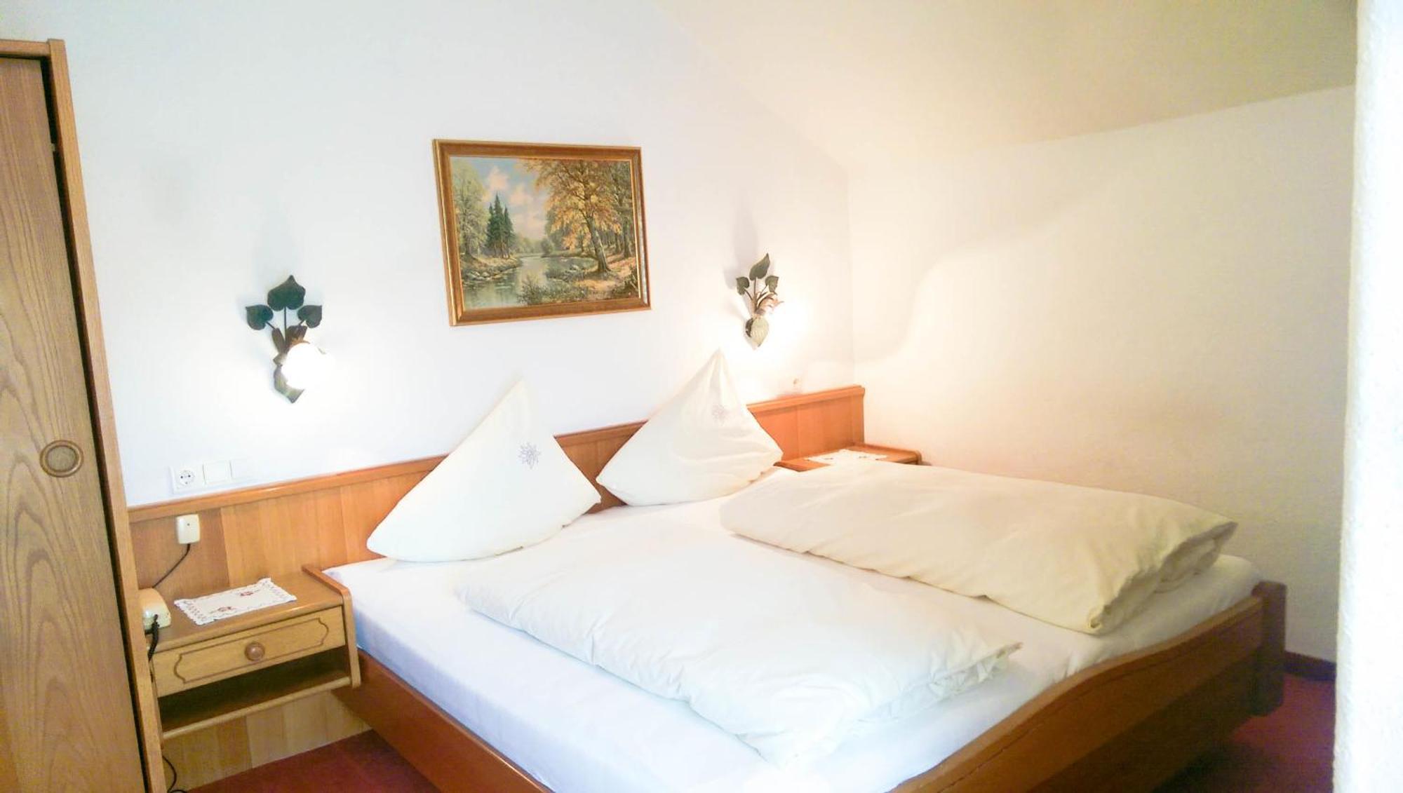Das Edelweiss Seefeld in Tirol Szoba fotó